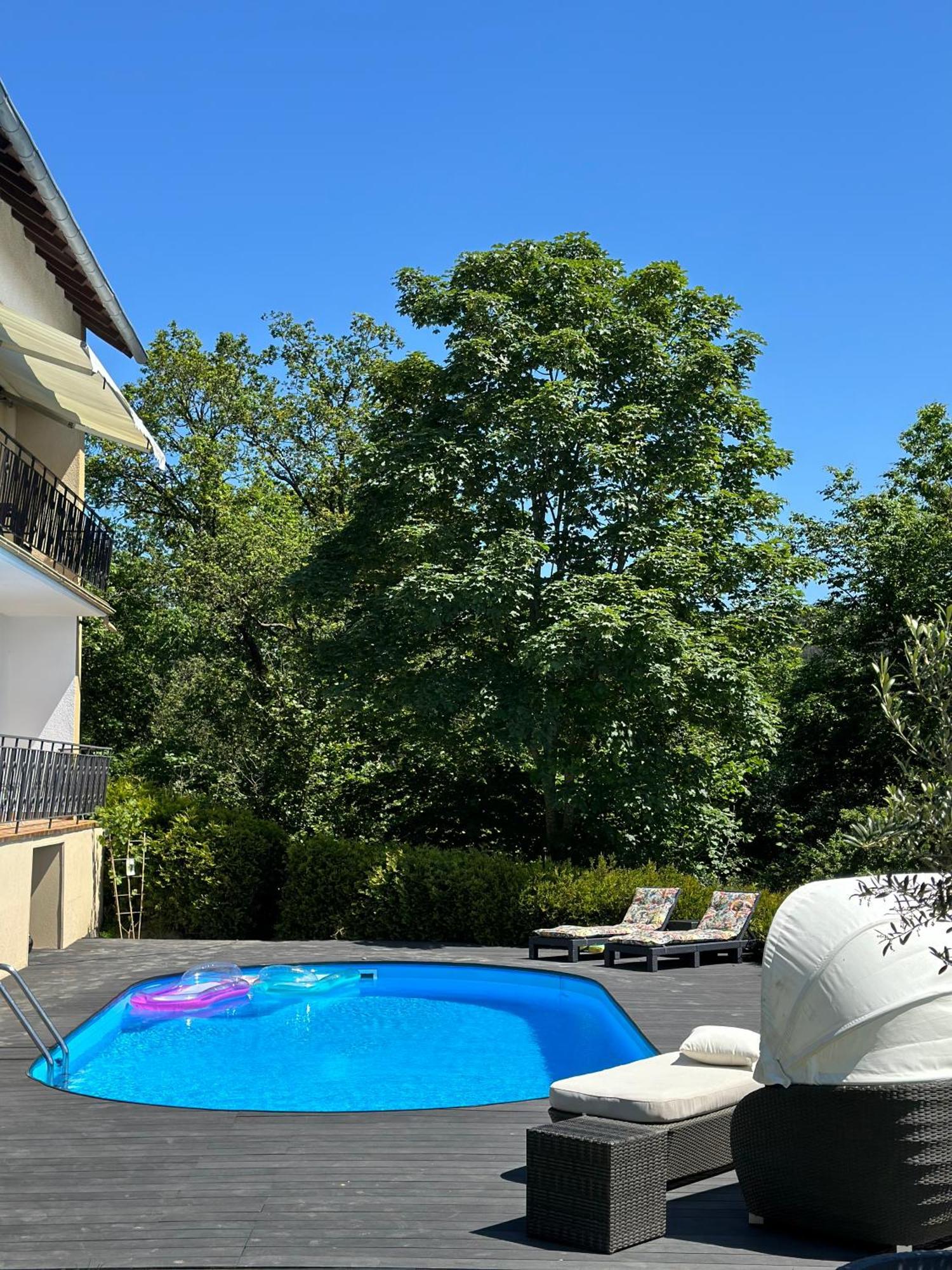 Panorama *